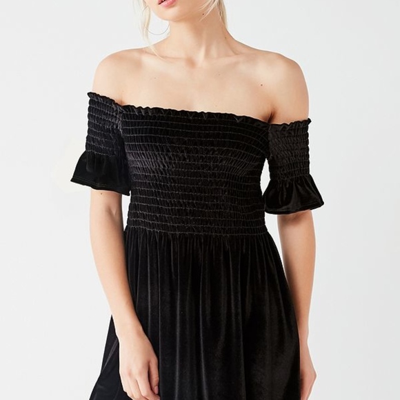 NWT! Urban Outfitters OTS Velvet Mini Dress! - Picture 2 of 8